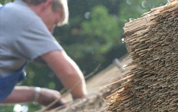 professional Redding thatchers